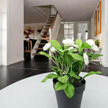 21 Person Holiday In Bl Vand * Blavand